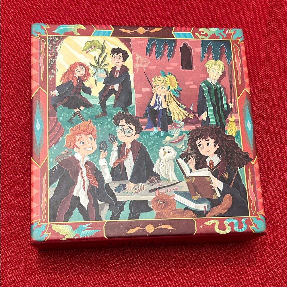 Magical School Puzzle - Red and Green